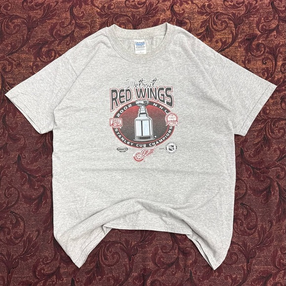 2002 Red Wings Stanley Cup Champs Tee - Picture 1 of 2